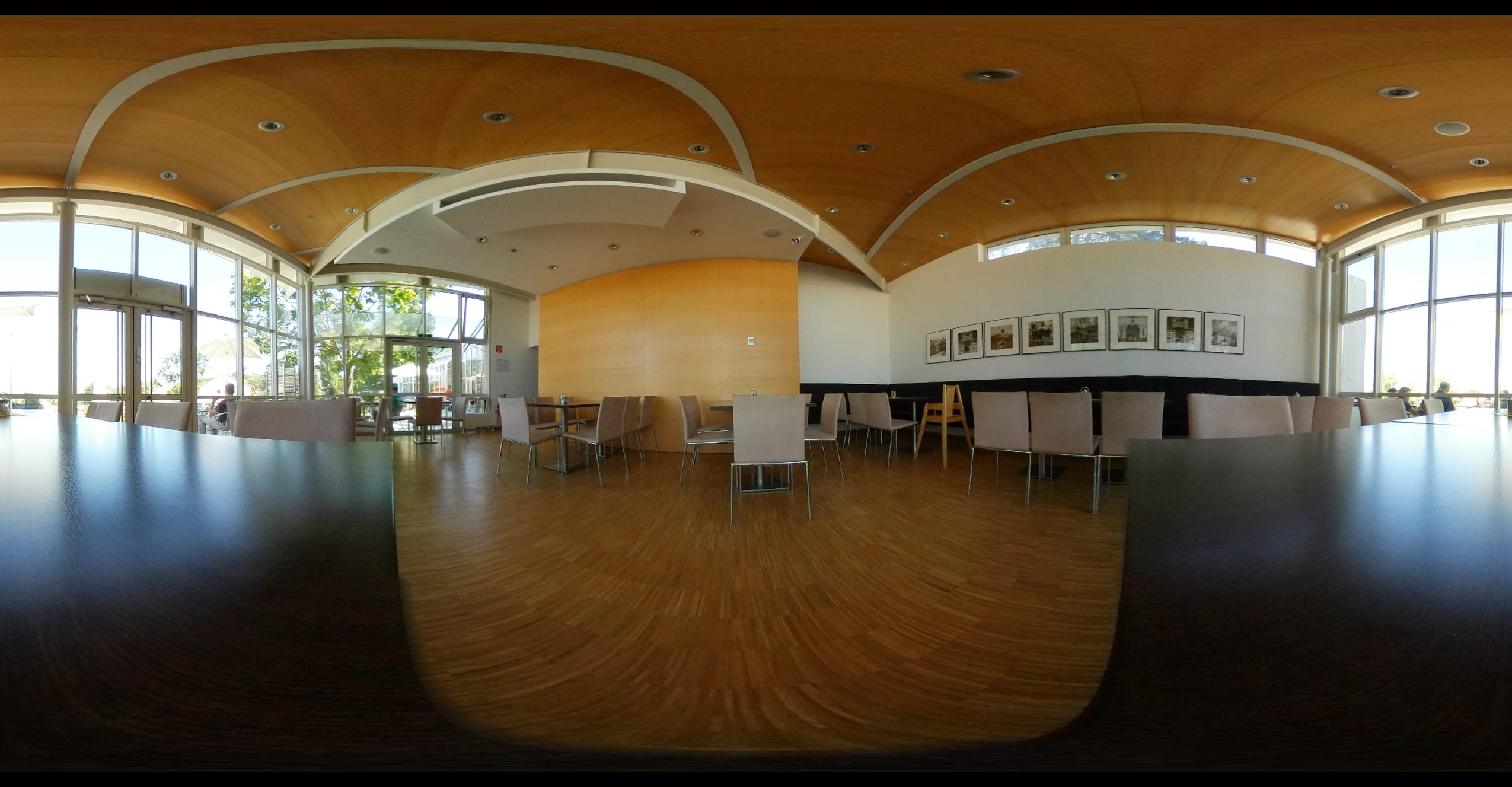 Innenansicht des Forums (5)